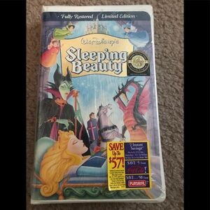 ❤️ Rare VINTAGE Walt Disney’s Masterpiece Sleeping Beauty‼️FINAL